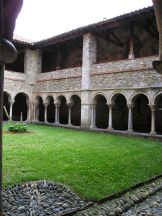 Le cloître à St-Lizier